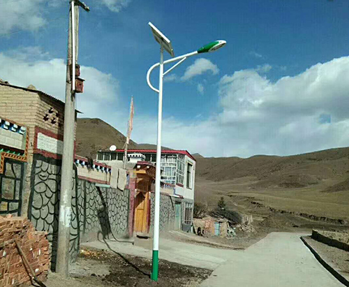 路灯杆的一般常用口径 路灯杆的一般常用口径